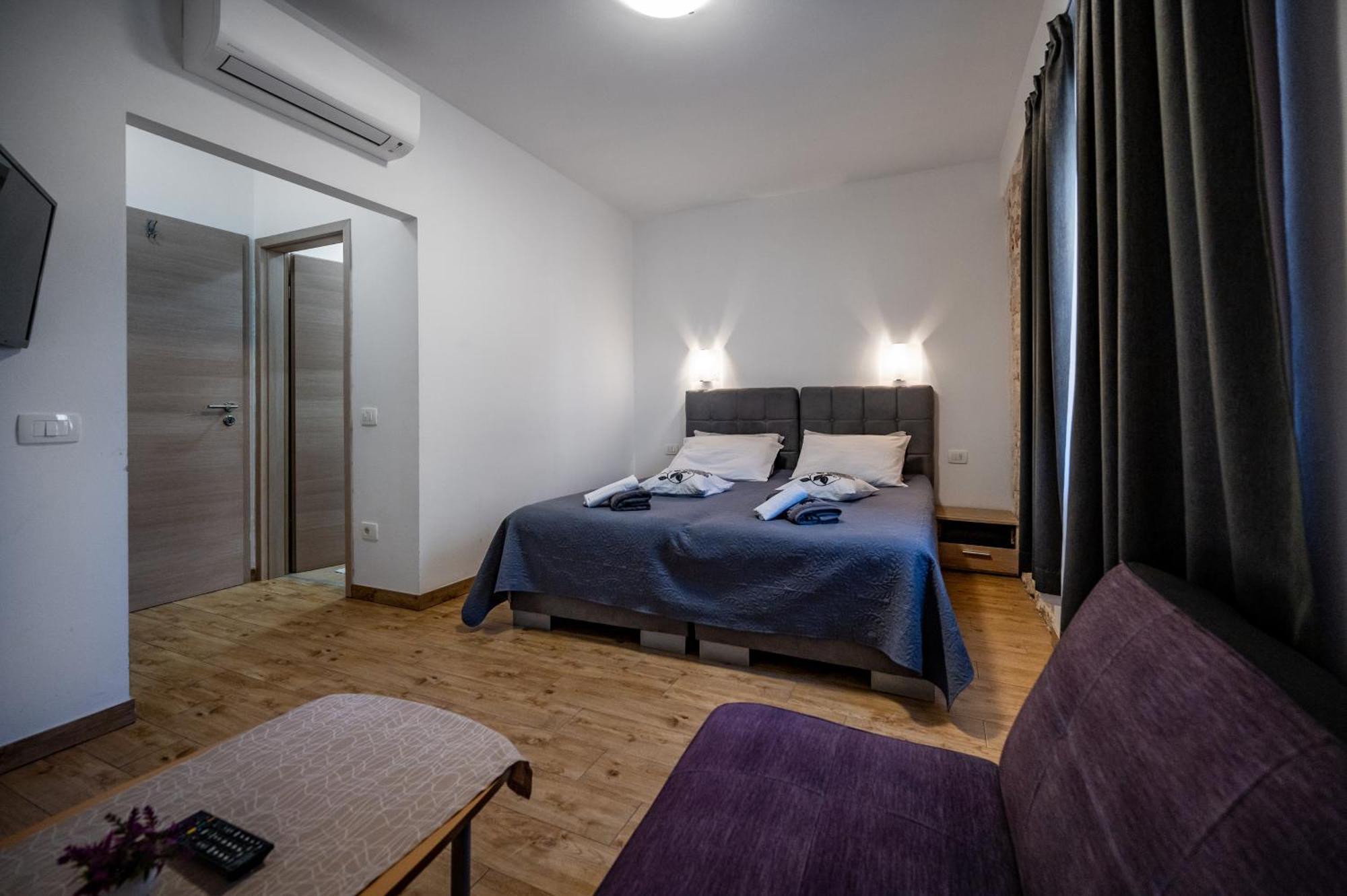 Sonia Rooms Pula Exterior photo