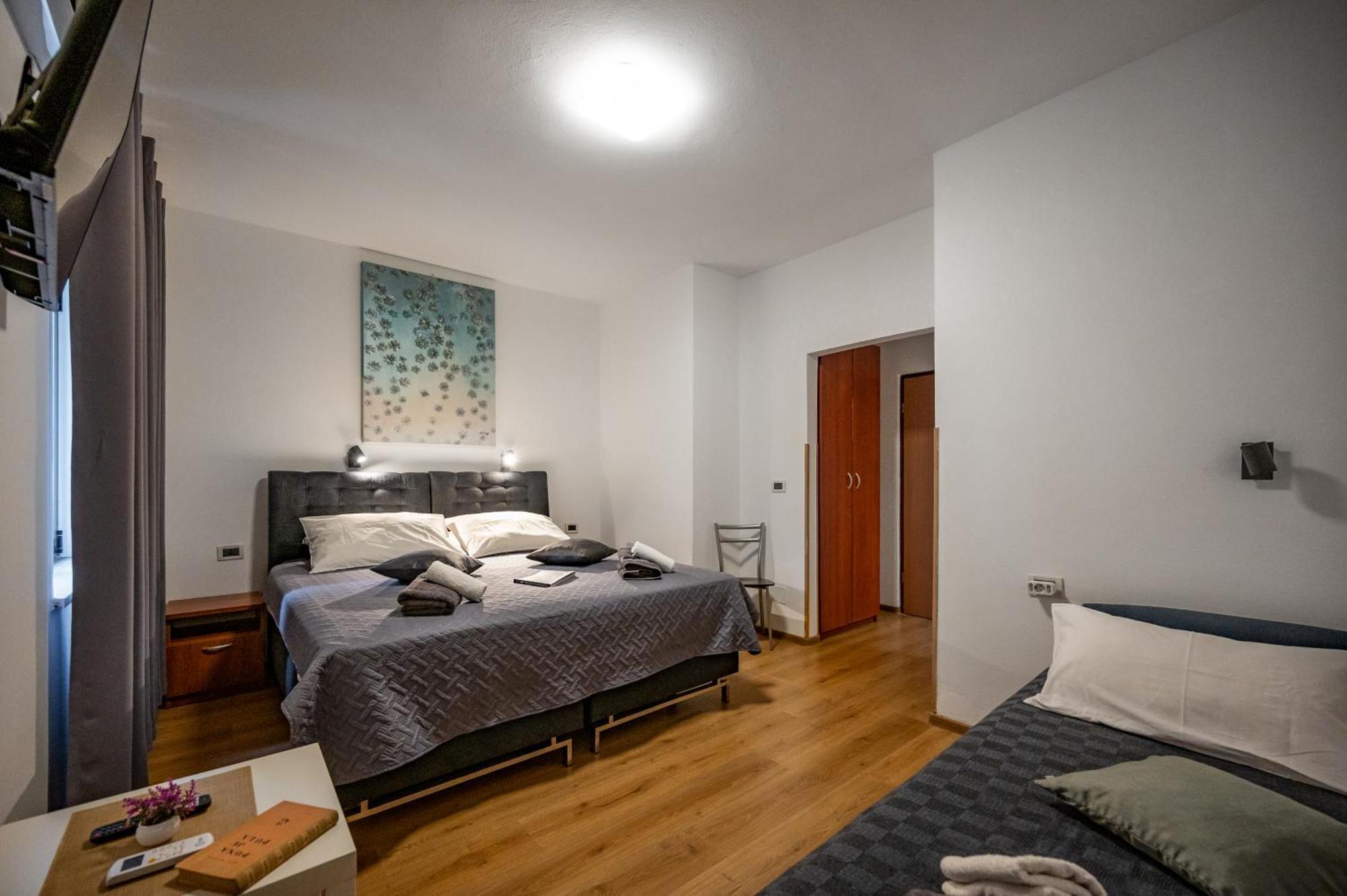 Sonia Rooms Pula Exterior photo