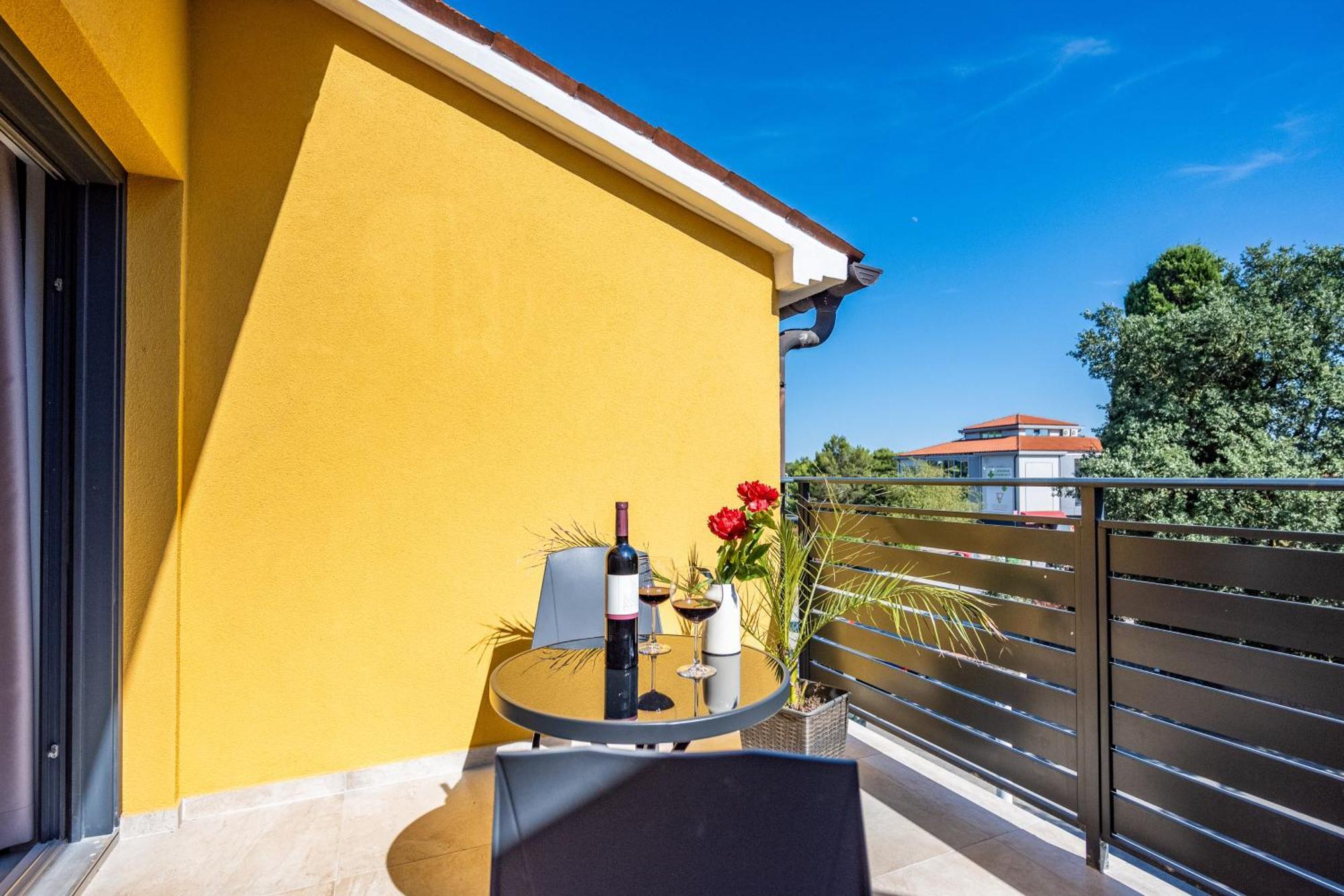 Sonia Rooms Pula Exterior photo