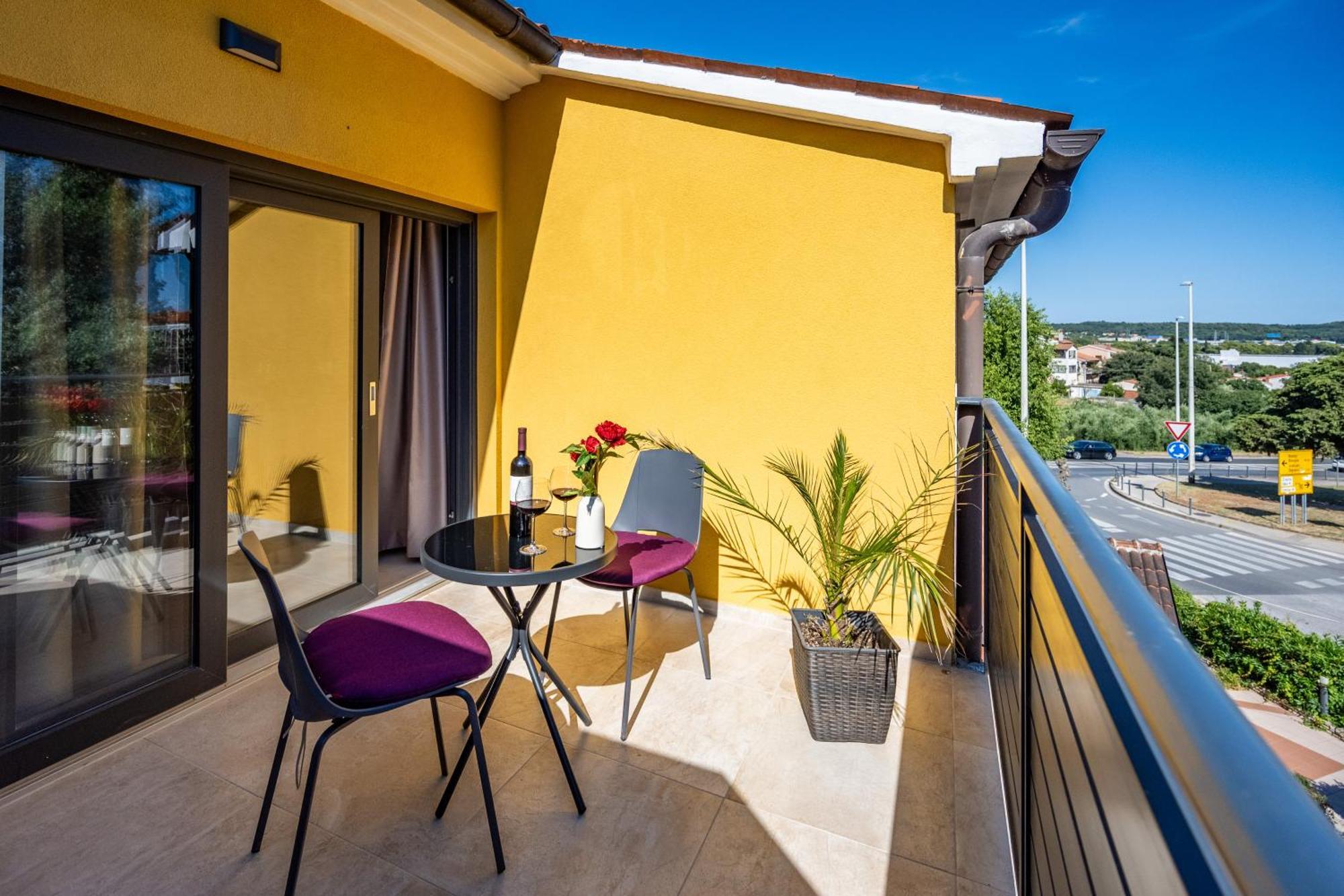 Sonia Rooms Pula Exterior photo